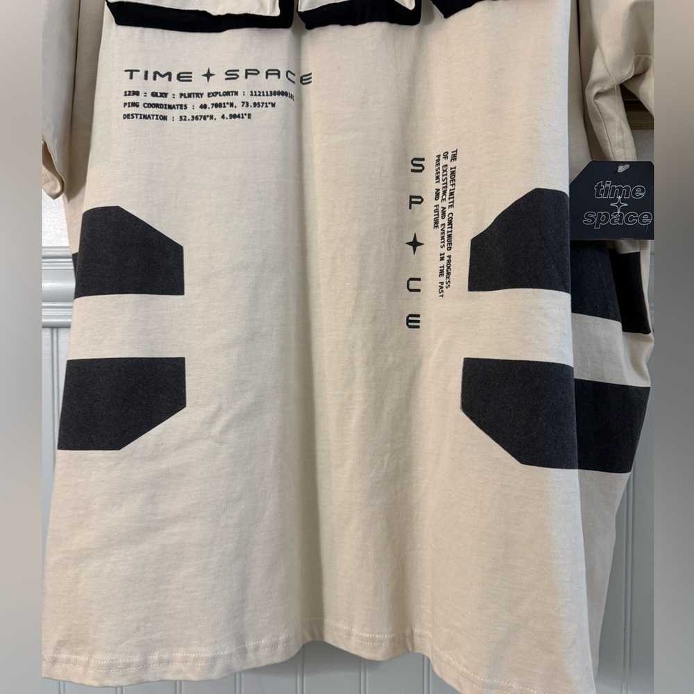 TIME + SPACE Cream & Black Graphic Utility Tee with Pockets NWT Size 5X - Picture 4 of 7